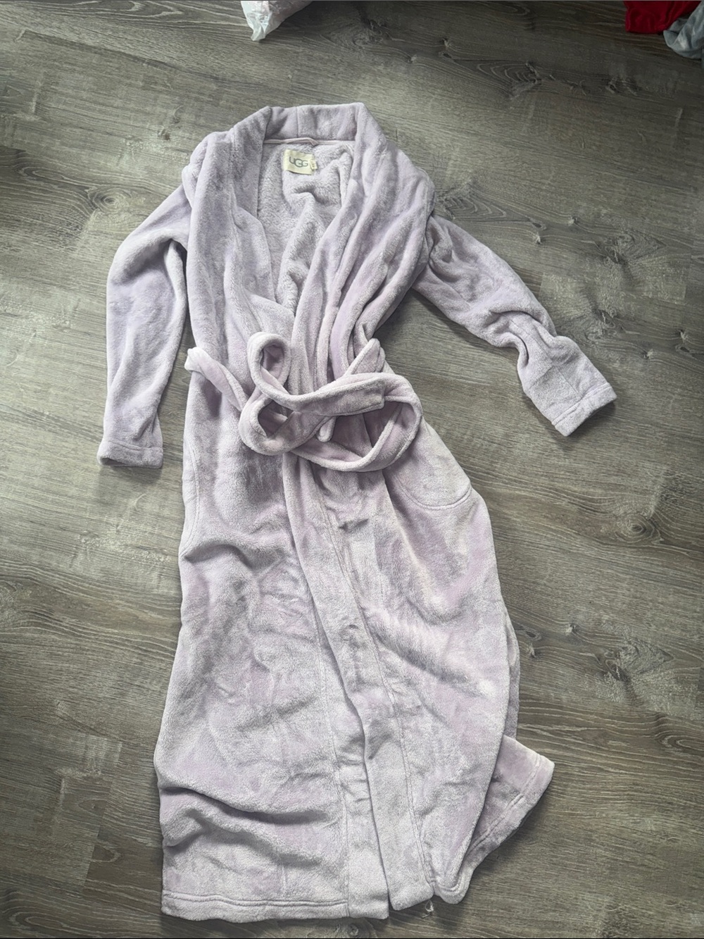 UGG Plush Lavender Shawl Collar Robe with Tie